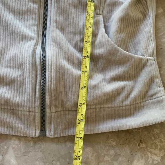 Lululemon Scuba Track Jacket Velvet Cord RVSN size 6 - Picture 10 of 13